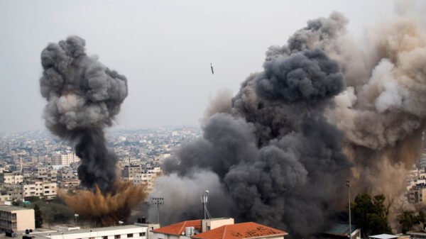 Israel air defense system overwhelmed Tel Aviv