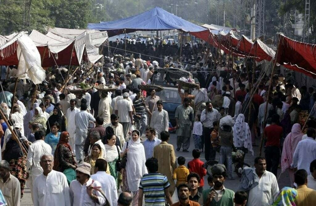 پاکستان آبادی کے لحاظ سے دنیا کا پانچواں بڑا ملک بن گیا