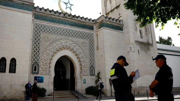 Paris Muslim gathering ban security