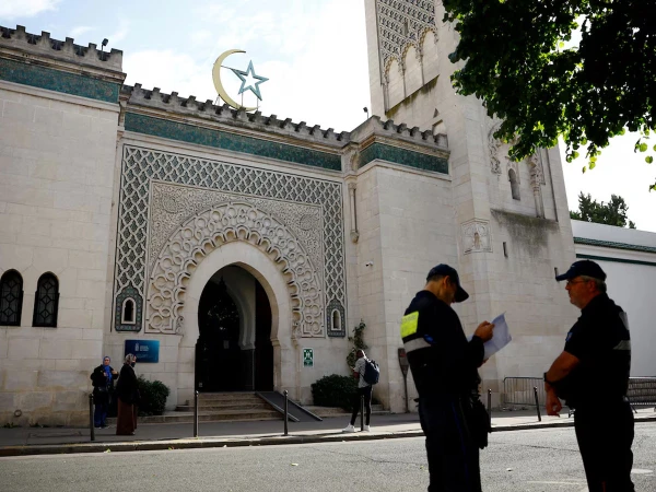 Paris Muslim gathering ban security