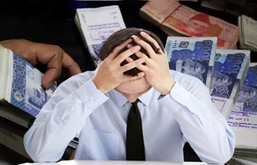 Pakistan rising debt per capita