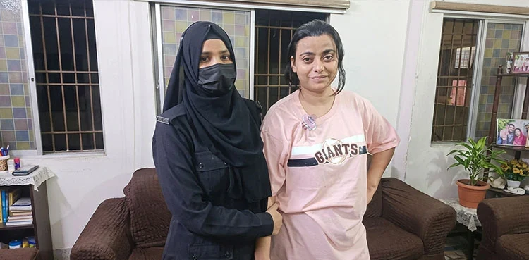 ماڈل بننے کیلئے گھر سے نکلی انمول پنکی کوکین ڈیلر کیسے بنی؟