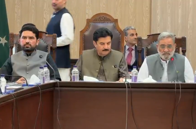خیبرپختونخوا میں گندم و گیس بحران، وزیراعلیٰ کی وفاق اور پنجاب پر شدید تنقید
