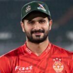 صاحبزادہ فرحان کو ڈمبولا سکسرز نے آئیکون پلیئر سائن کرلیا