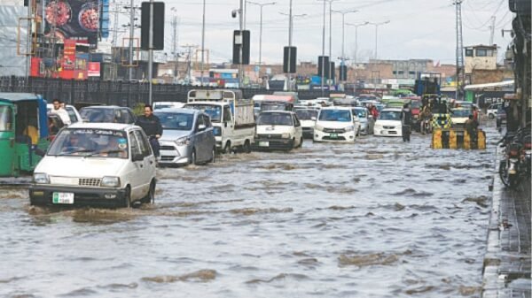 بالائی اور وسطی علاقوں میں آندھی، جھکڑ اور گرج چمک کیساتھ بارش کی پیشگوئی