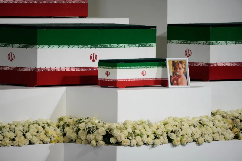 آیت اللہ خامنہ ای کی سات روزہ آخری رسومات کا آغاز