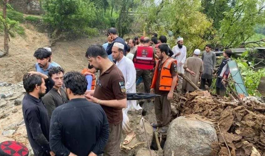 خیبرپختونخوا اور پنجاب میں بارشیں جاری، ہلاکتوں کی تعداد 43 ہوگئی، 177 زخمی