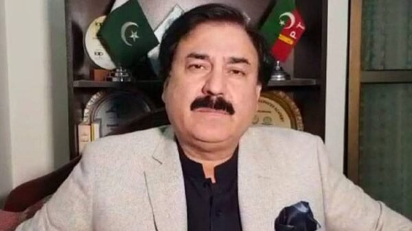 حکومت کو تھکا تھکا کر مارنا ہماری حکمت عملی ہے، شوکت یوسفزئی