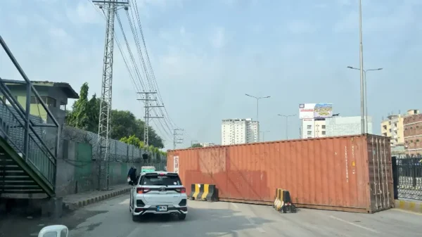 پشاور راستے بند