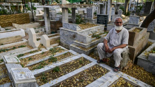 پاراچنار میں قبرستان کی اراضی کی قلت کا انوکھا حل نکال لیا گیا