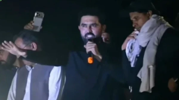 لانگ مارچ کرک میں موجود، آج کوہاٹ روانہ ہوگا