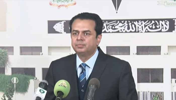 مذاکرات میں بڑا بریک تھرو ہوچکا تھا، وزیراعلی کی شرائط رکاوٹ بنیں، طلال چوہدری