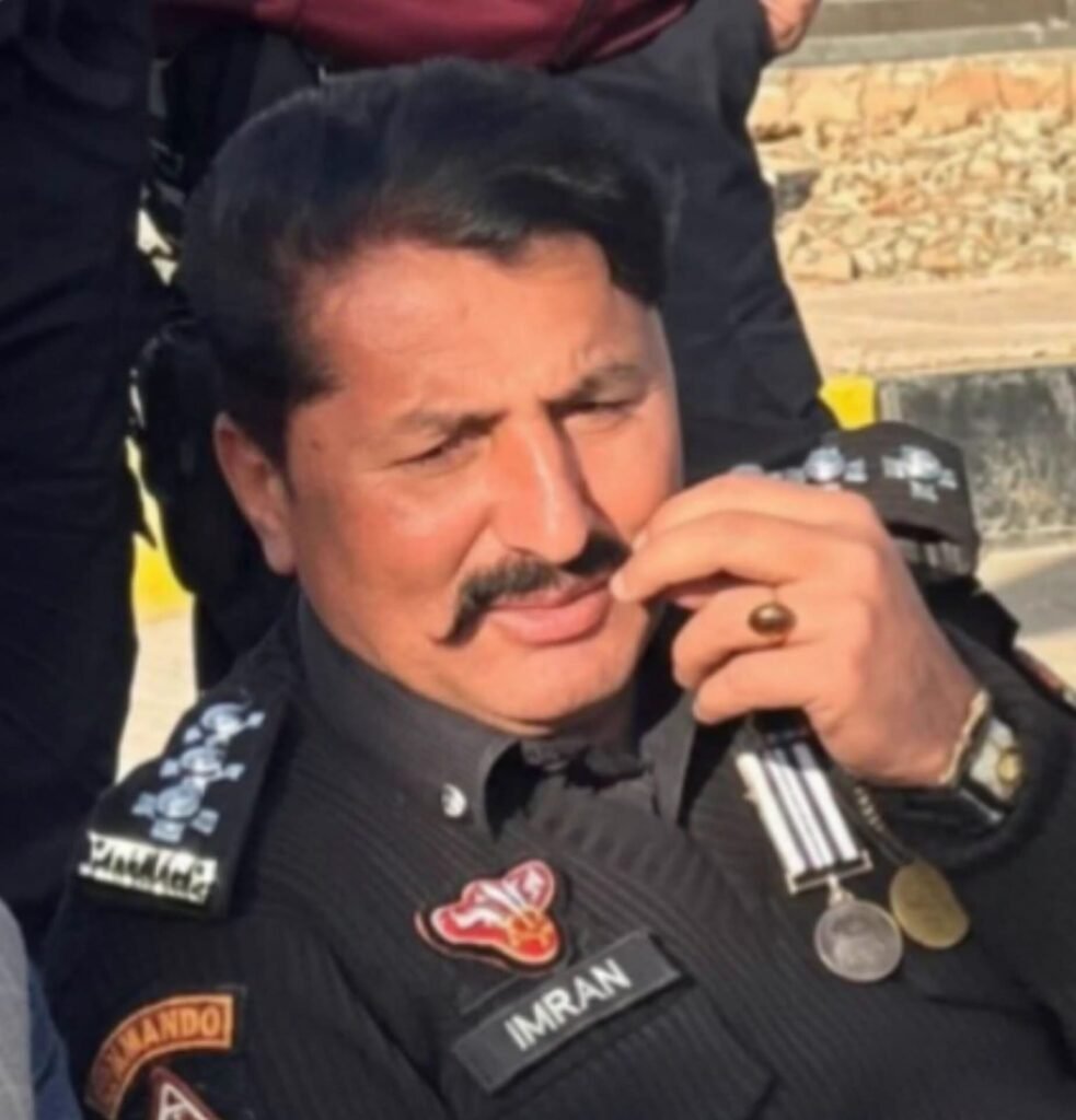 کرک میں فائرنگ ، ڈی ایس پی سی ٹی ڈی عمران الدین سمیت 4 شہید