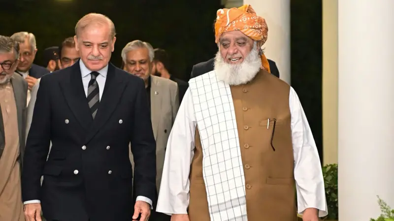 گورنر راج اور ایمرجنسی کے بعد کیا ہونے جا رہا ہے؟