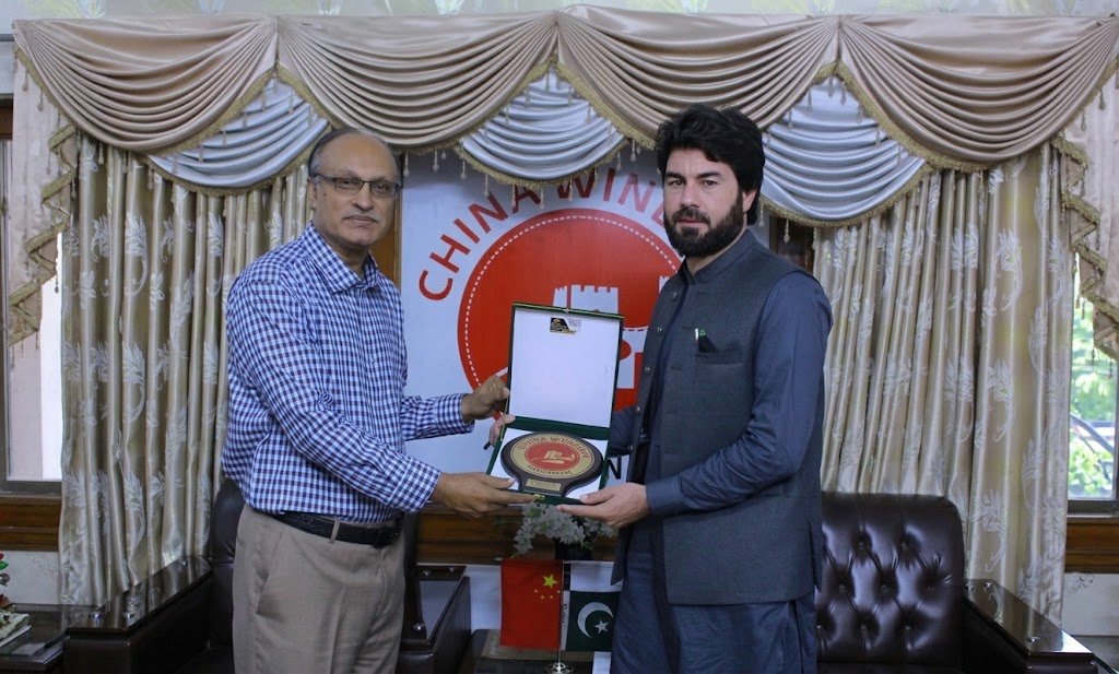 مبارک زیب کا چائنہ ونڈو پشاور کا دورہ، پاک چین اقتصادی تعاون پر تبادلہ